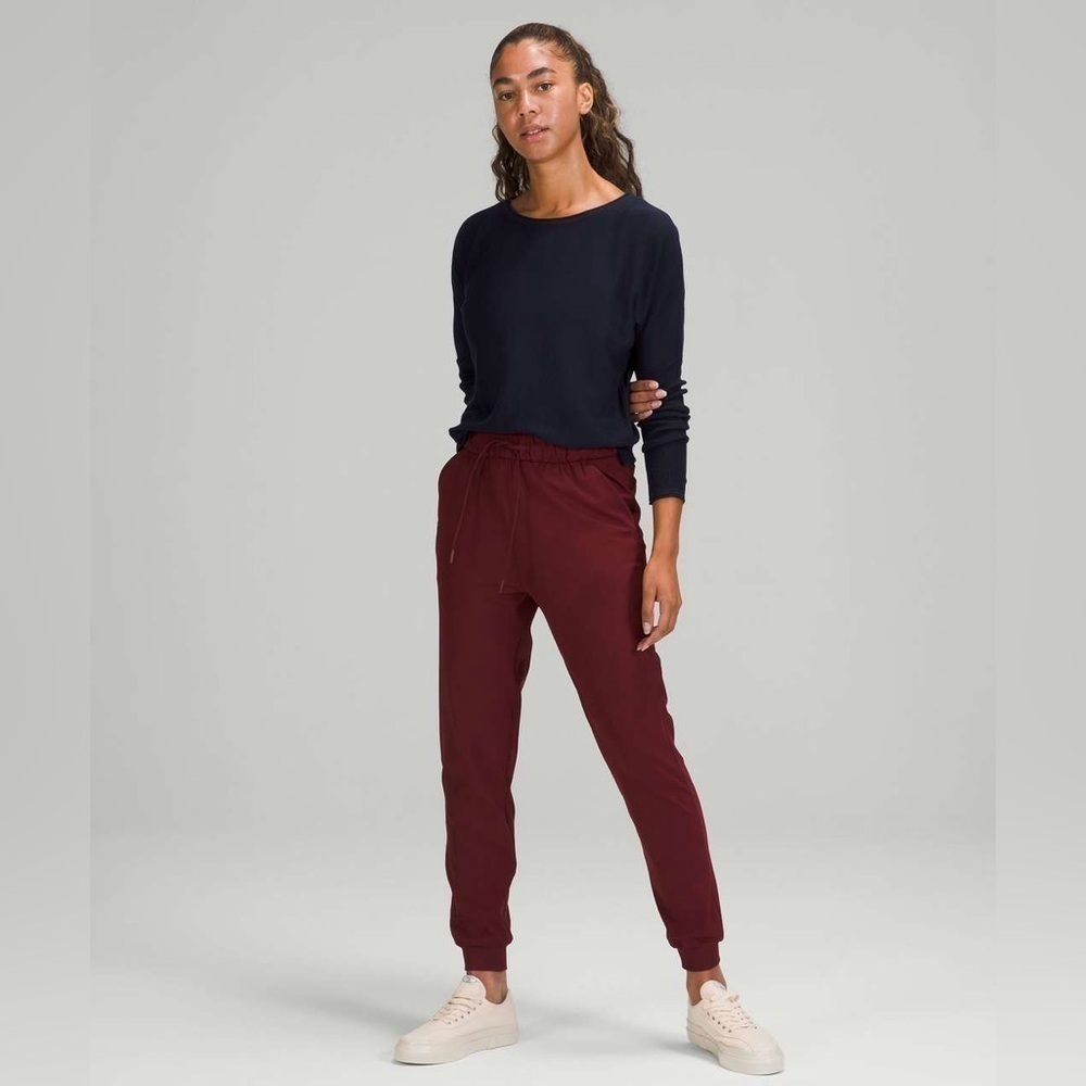 Lululemon Stretch Luxtreme High-Rise Full Length Pant, Red Merlot, Size 4
